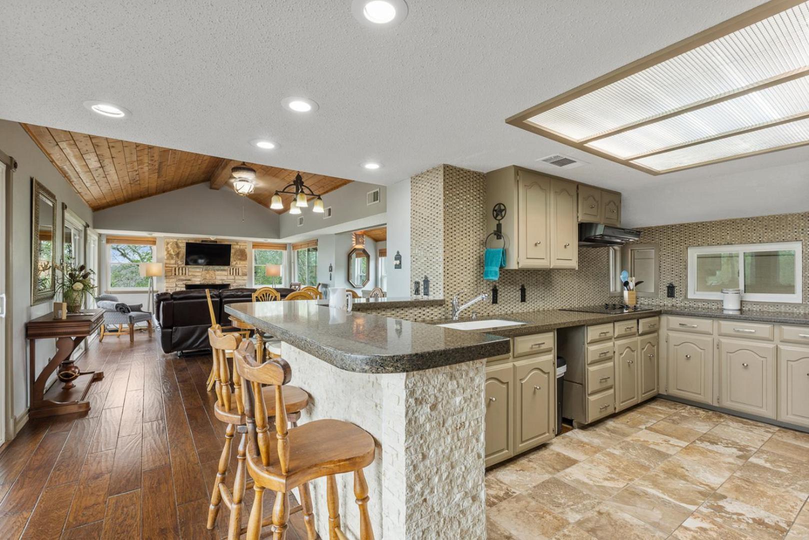 Wine Country Retreat - With A Lake View! Spicewood Eksteriør bilde